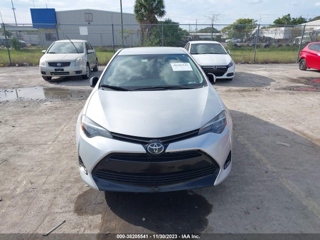 Toyota COROLLA LE 2018 5YFBURHE0JP831006 Image 12