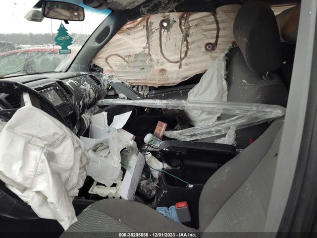 Toyota Tacoma Prerunner 2014 5TFJX4GN7EX031740 Image 5