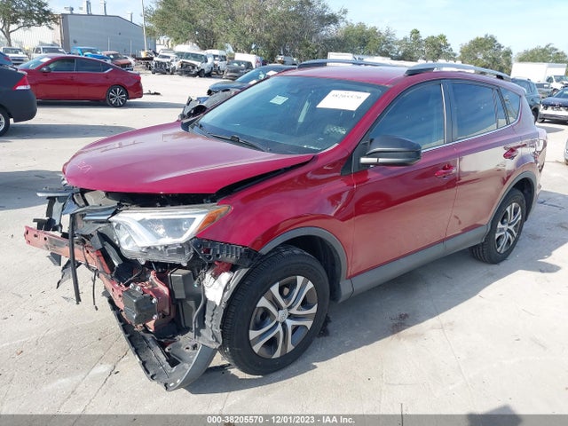 2018 TOYOTA RAV4 LE VIN: 2T3ZFREV0JW409787