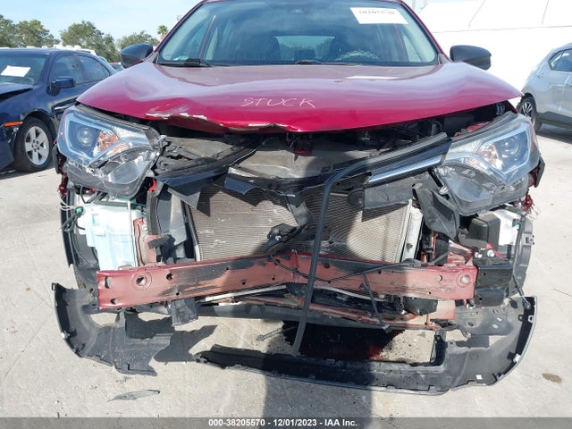 2018 TOYOTA RAV4 LE VIN: 2T3ZFREV0JW409787