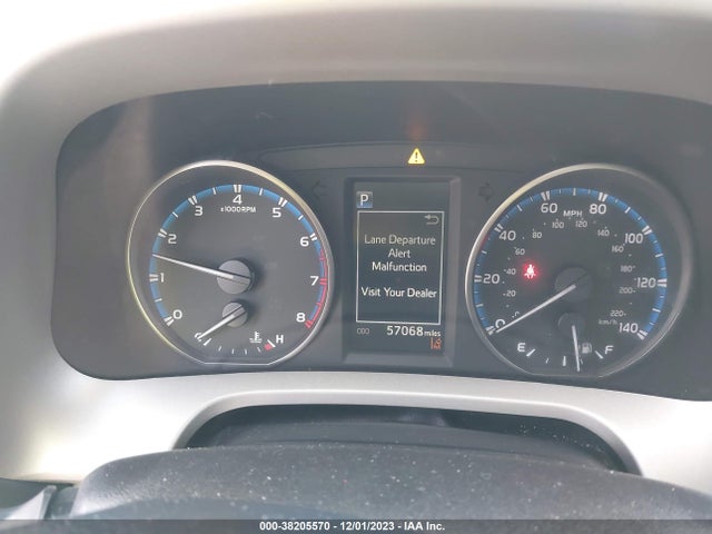 2018 TOYOTA RAV4 LE VIN: 2T3ZFREV0JW409787