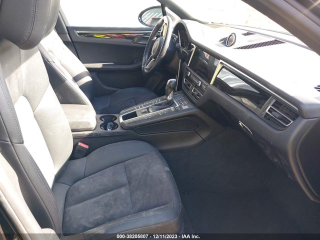 2020 PORSCHE MACAN WP1AA2A55LLB03875 Photo 4