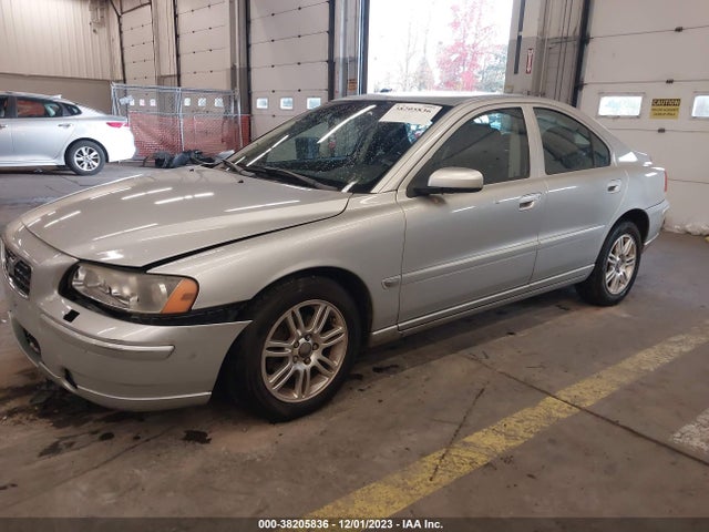 2006 VOLVO S60 2.5T VIN: YV1RH592962529729