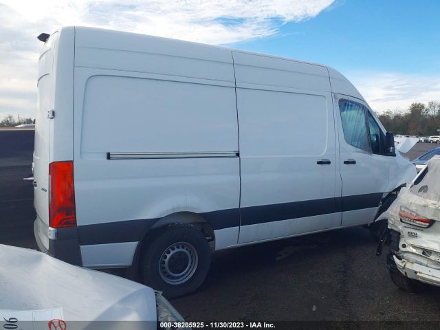 W1W40BHY4MT056541 Mercedes-Benz Sprinter 2500 Standard Roof I4