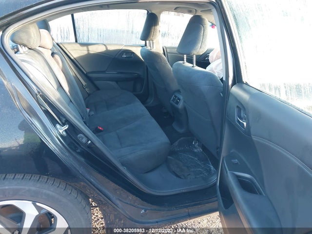 2017 HONDA ACCORD EX VIN: 1HGCR2F76HA060729