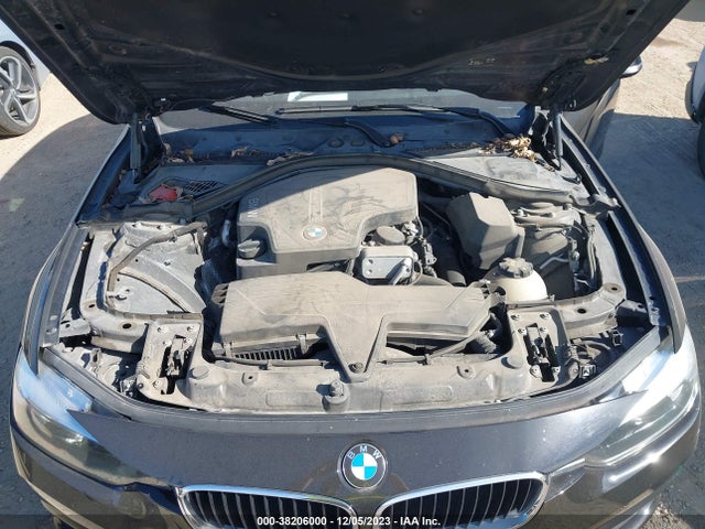WBA8E1G58GNT99357 BMW 320i