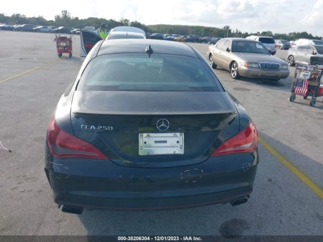 WDDSJ4EB8EN128137 Mercedes-Benz CLA 250