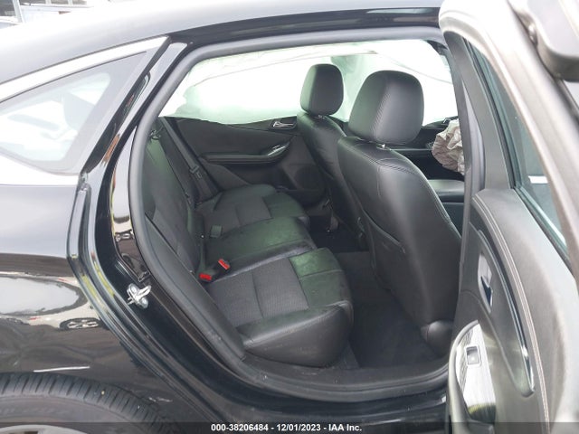 Chevrolet IMPALA 1LT 2018 2G1105S31J9132662 Image 8