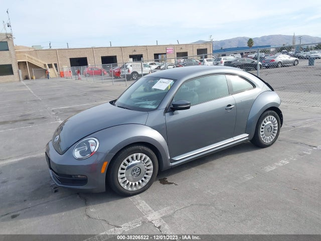 2014 VOLKSWAGEN BEETLE 2.5L VIN: 3VWJP7AT0EM608197