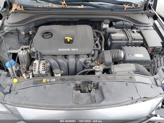 2017 HYUNDAI ELANTRA SE VIN: KMHD84LF7HU210371