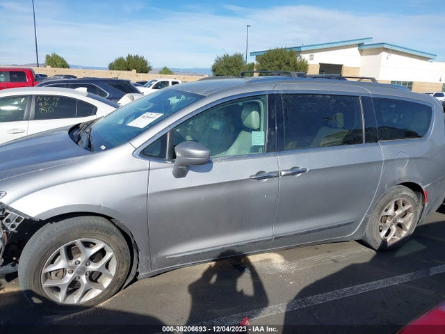 Chrysler Pacifica Touring L 2018 2C4RC1BG9JR130638 Image 13