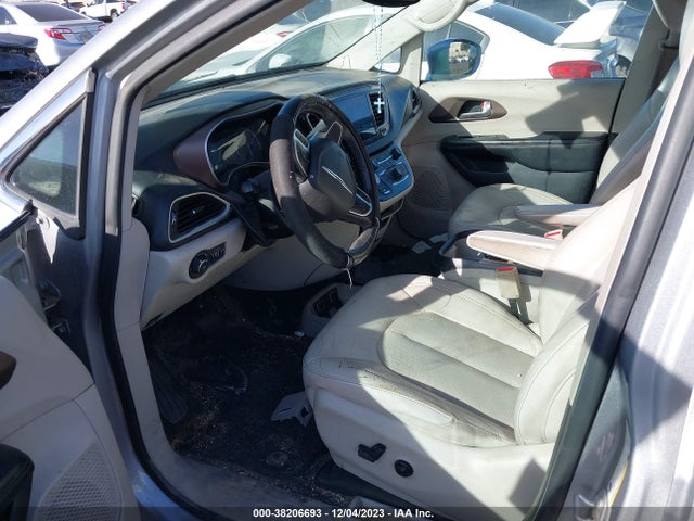 Chrysler Pacifica Touring L 2018 2C4RC1BG9JR130638 Image 5
