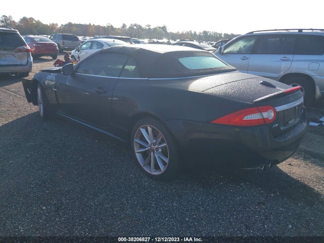 2011 JAGUAR XK SAJWA4EC4BMB39761 Photo 2