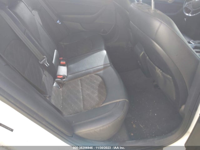 2015 HYUNDAI SONATA SPORT VIN: 5NPE34AF4FH082186