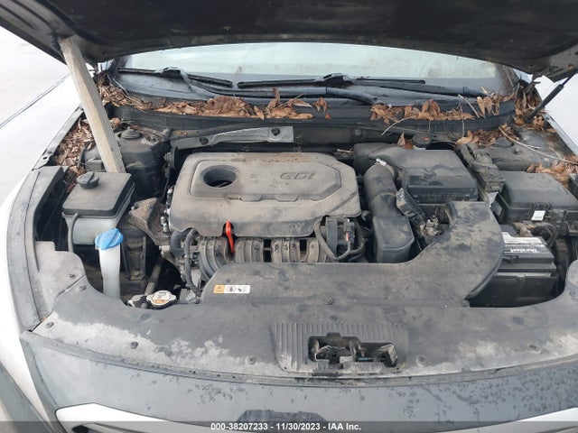 2015 HYUNDAI SONATA SE VIN: 5NPE24AF0FH063881