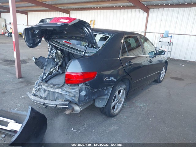 2005 HONDA ACCORD 2.4 EX VIN: 1HGCM56855A092172