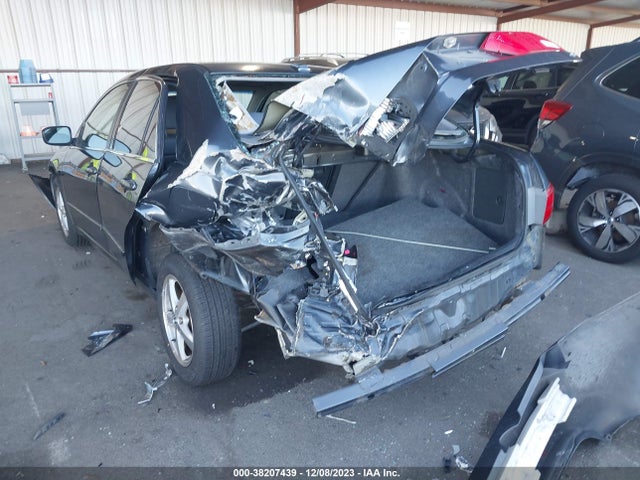 2005 HONDA ACCORD 2.4 EX VIN: 1HGCM56855A092172
