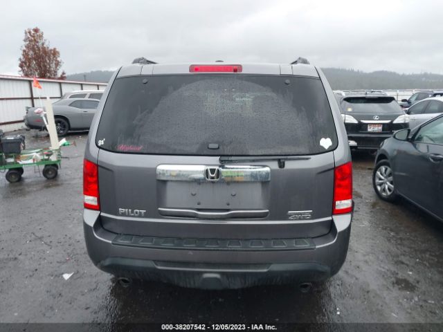 5FNYF4H3XFB070381 Honda PILOT SE