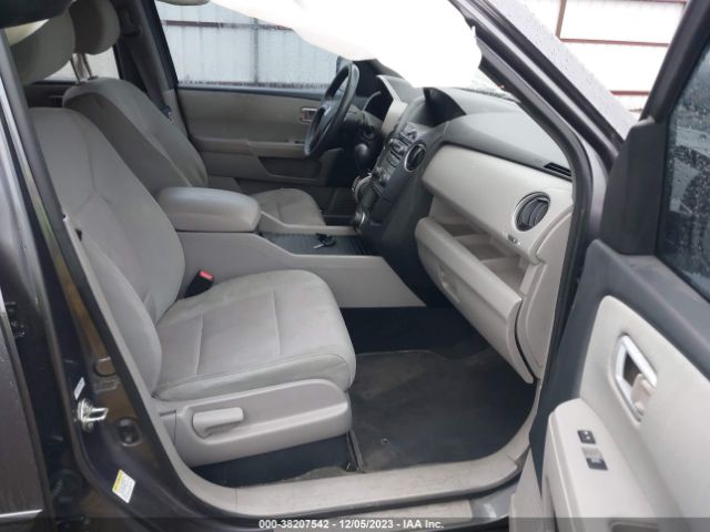 5FNYF4H3XFB070381 Honda PILOT SE