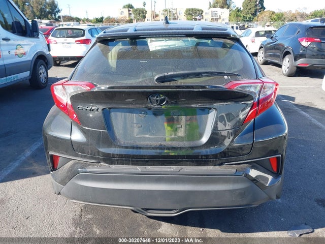 2021 TOYOTA C-HR XLE VIN: JTNKHMBX4M1114176