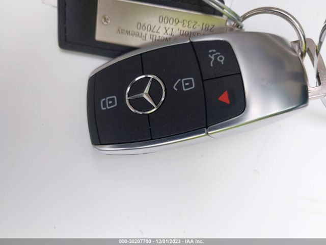 W1N9M0KB7PN051303 Mercedes-Benz Eqb 300 Suv 4matic