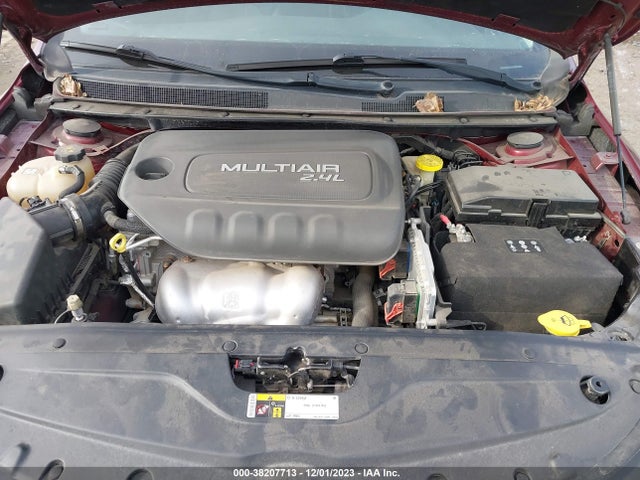 Chrysler 200 C 2016 1C3CCCCB2GN147750 Image 10