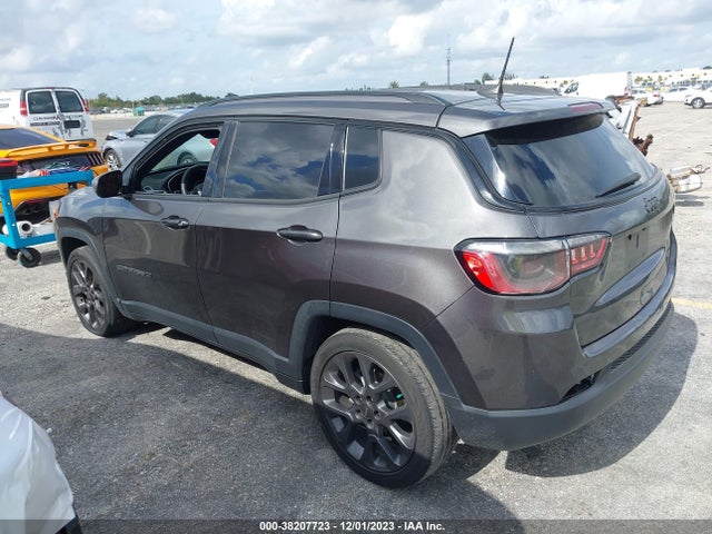 3C4NJCEB1MT526628 Jeep Compass 80th Anniversary Fwd