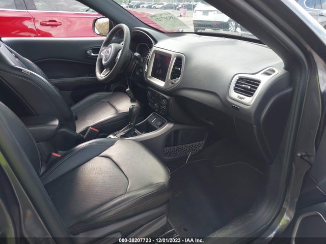 3C4NJCEB1MT526628 Jeep Compass 80th Anniversary Fwd