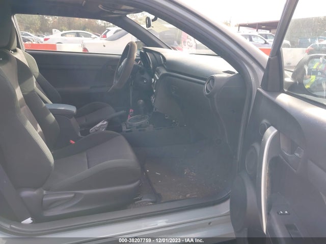2011 SCION TC VIN: JTKJF5C71B3020454
