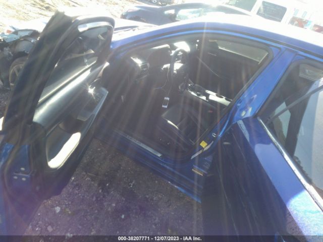 2016 LEXUS IS 200T JTHBA1D21G5006120 Photo 4