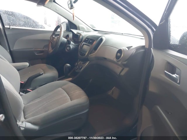 Chevrolet Sonic Lt Auto 2015 1G1JC6SH1F4129652 Image 5