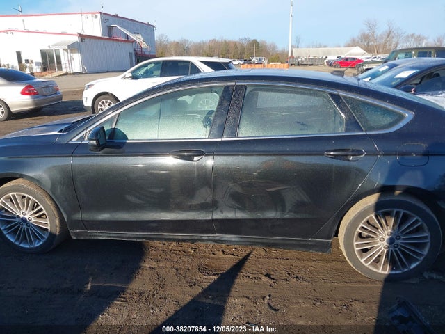 2014 FORD FUSION SE VIN: 3FA6P0HD6ER238137