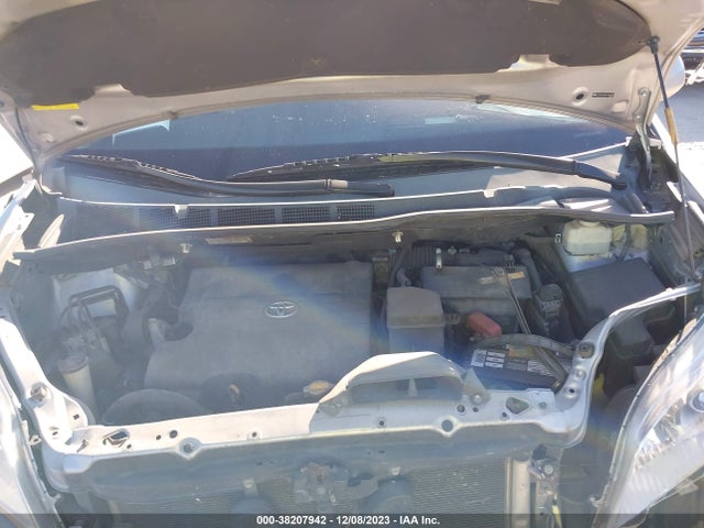2012 TOYOTA SIENNA XLE V6 8 PASSENGER VIN: 5TDYK3DC0CS184988