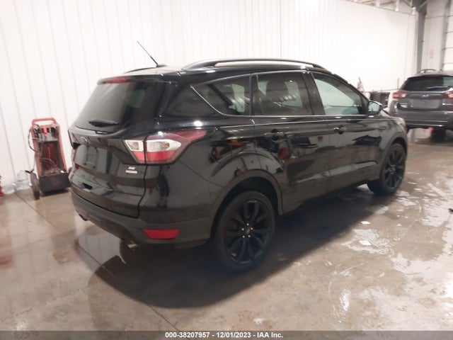 2017 FORD ESCAPE SE VIN: 1FMCU0GD3HUD52077