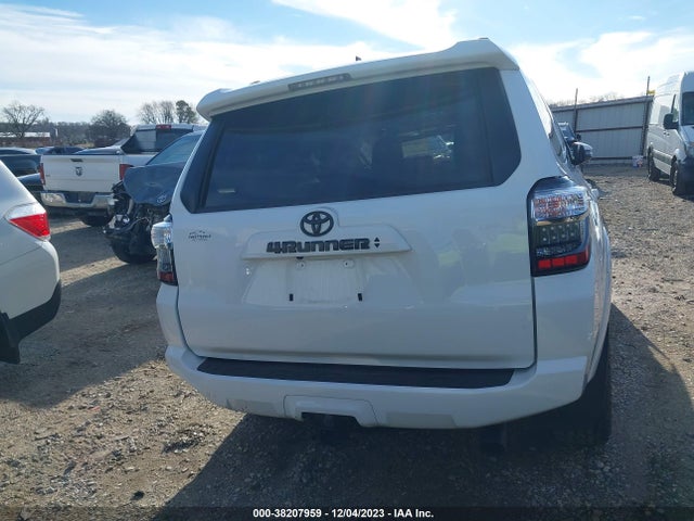 Toyota 4runner Sr5 Premium 2021 JTEFU5JR8M5246887 Image 16