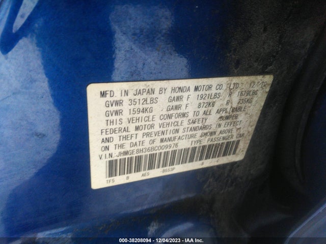 2011 HONDA FIT VIN: JHMGE8H36BC009976