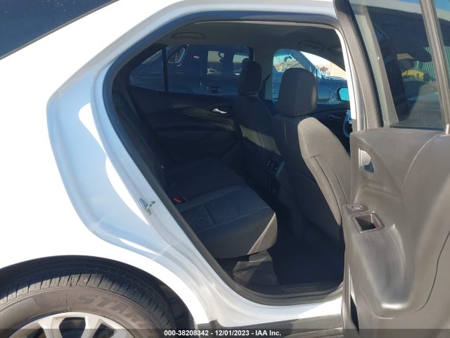 Chevrolet EQUINOX LT 2018 2GNAXSEV6J6204740 Image 8