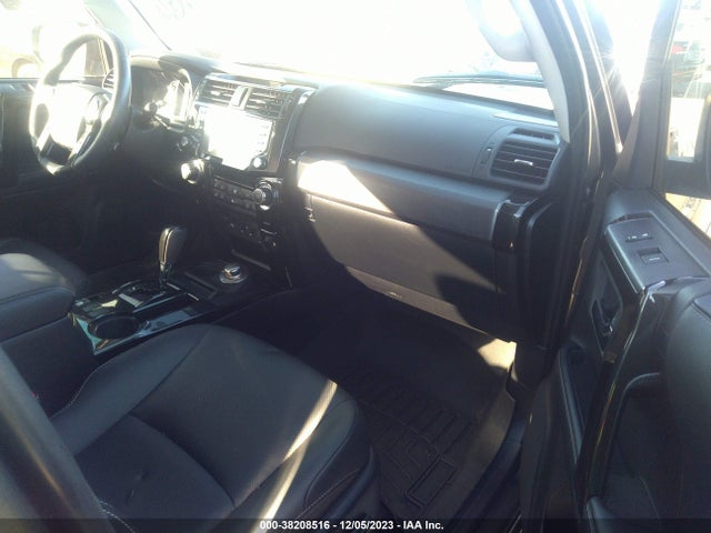 2021 TOYOTA 4RUNNER NIGHTSHADE VIN: JTEJU5JRXM5841377