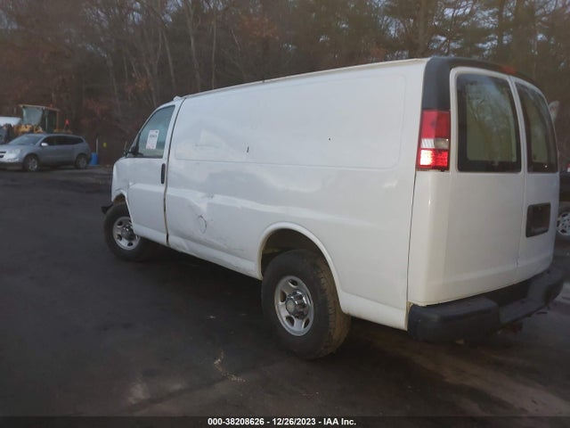 Chevrolet Express 2500 Work Van 2015 1GCWGFCF6F1168804 Image 3