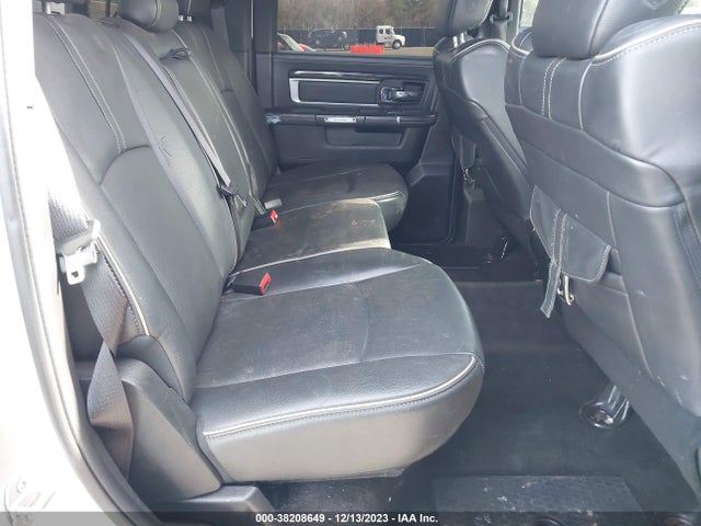 2017 RAM 1500 LIMITED 4X4 6'4 BOX VIN: 1C6RR7WT2HS698237