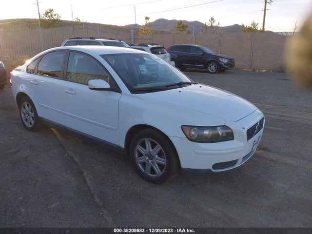 2006 VOLVO S40 2.4I VIN: YV1MS382562201483