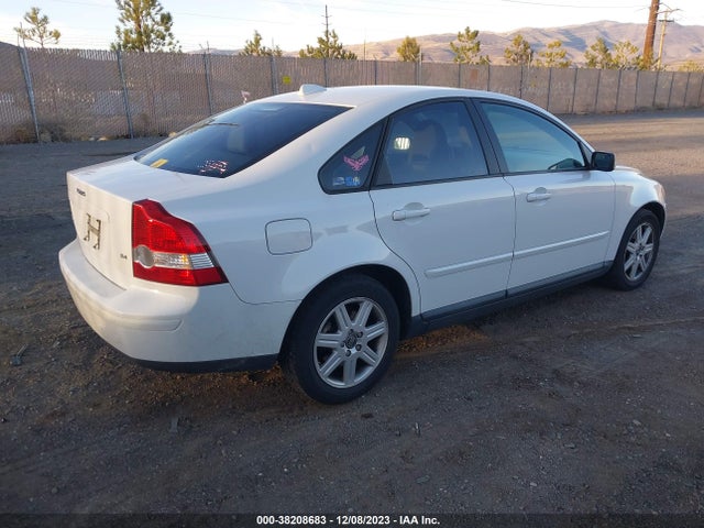2006 VOLVO S40 2.4I VIN: YV1MS382562201483