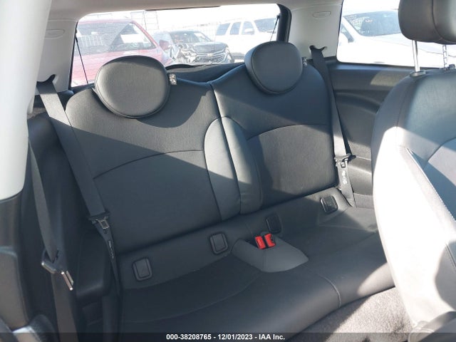 2010 MINI COOPER S WMWMF7C54ATZ70897 Photo 7