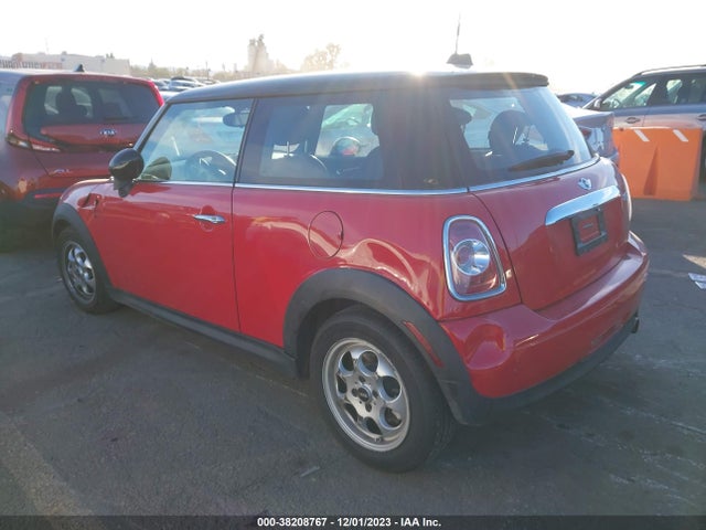 2012 MINI COOPER WMWSU3C51CT259053 Photo 2