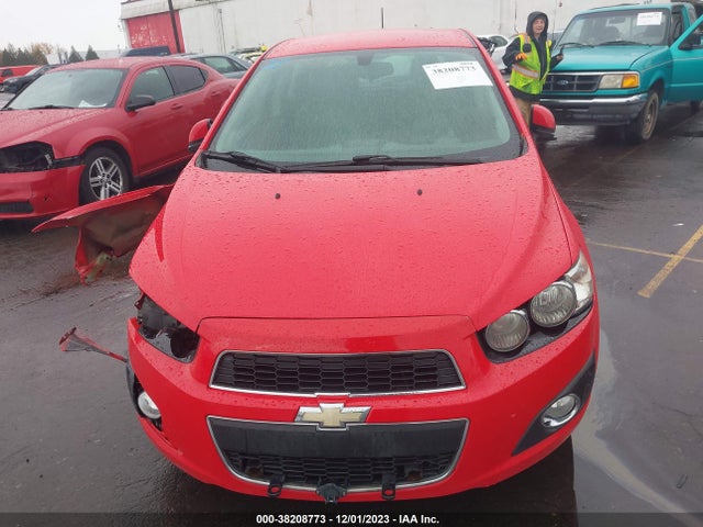 Chevrolet Sonic Ltz Auto 2015 1G1JE6SB8F4124714 Image 13