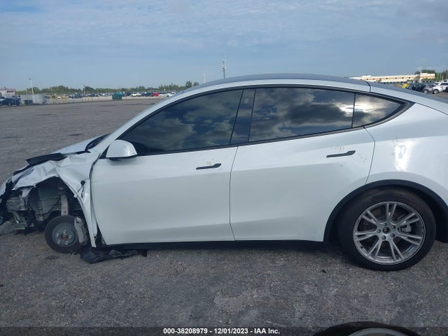 2023 TESLA MODEL Y AWD/LONG RANGE DUAL MOTOR ALL-WHEEL DRIVE VIN: 7SAYGDEE1PA113316