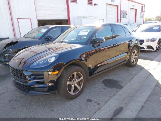 2021 PORSCHE MACAN WP1AA2A56MLB14675 Photo 1