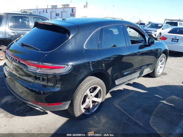 2021 PORSCHE MACAN WP1AA2A56MLB14675 Photo 3
