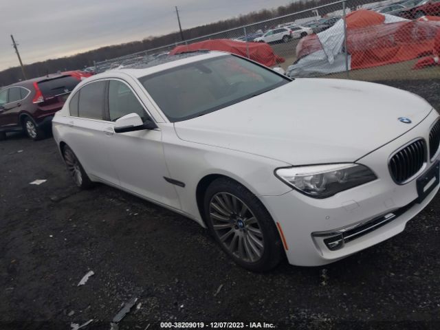 2013 BMW 7 SERIES WBAYF4C50DDE23837 Photo 2