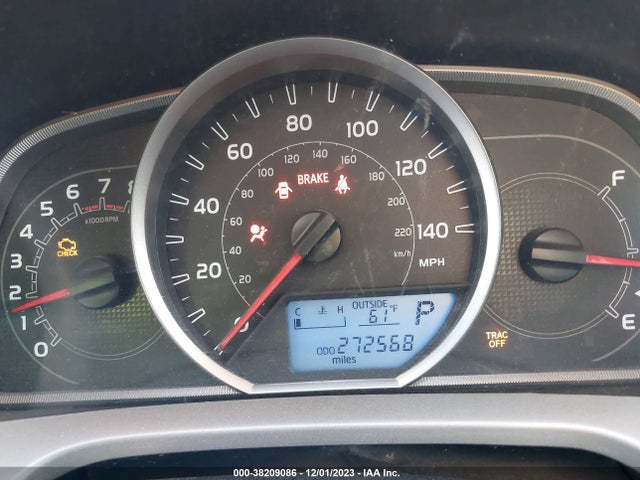 2014 TOYOTA RAV4 XLE VIN: 2T3WFREV7EW115490